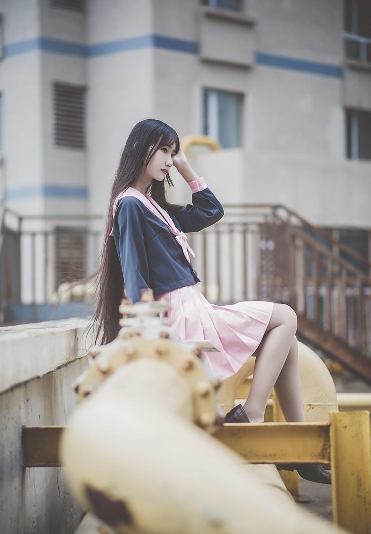 亚洲嫩模白丝美腿养眼小清新制服写真(图1) 亚洲嫩模白丝美腿养眼小清新制服写真(图1)